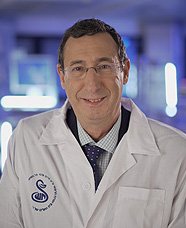 Dr. Zipel Dov