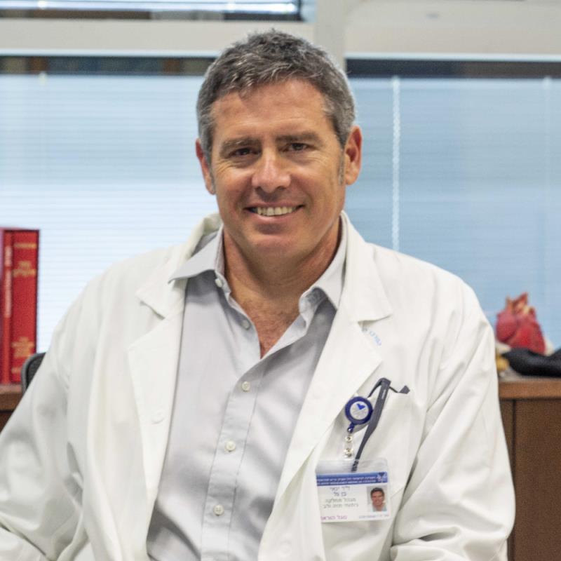 Prof. Yanai Ben-Gal - Head of the Department of Cardiac and Thoracic Surgery