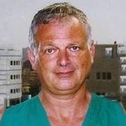 Professional portrait photo of Professor Zvi Rappoport, Head of Neurosurgery Department