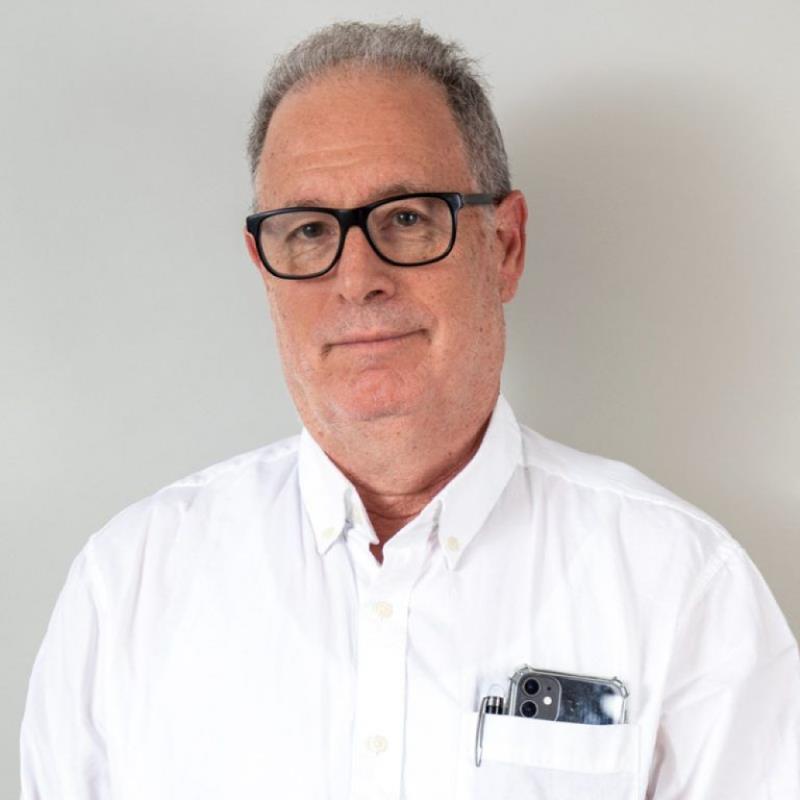 Профессор Мордехай Гутман — ведущий общий хирург в области онкологической хирургии и хирургии молочной железы в Израиле